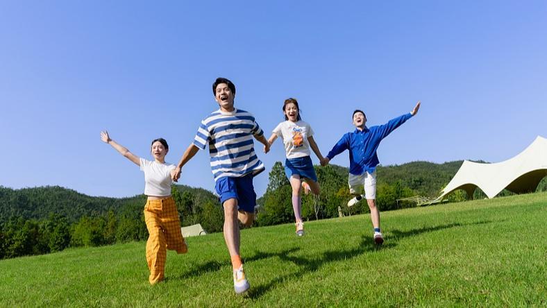 20个30岁以下、敢把世界“掀翻”的“疯子”正在集结